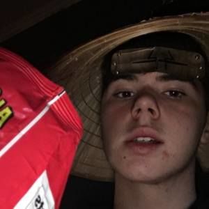 Meet your Posher, Robert